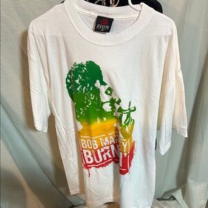 Bob Marley official merchandise Graphic in Green, Yellow, Red-unisex